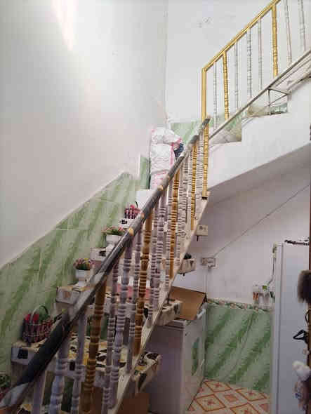 دار للبيع في حي العسكري المدارس، شارع 15، منطقة الخمسة آلاف، مساحة 100 متر. يتكون من:
- غرفة نوم
- استقبال
- مطبخ
- صحيات
- اصالة
عكس الشمس، باتجاه الكوفة.
السعر: 85 مليون.
***********
