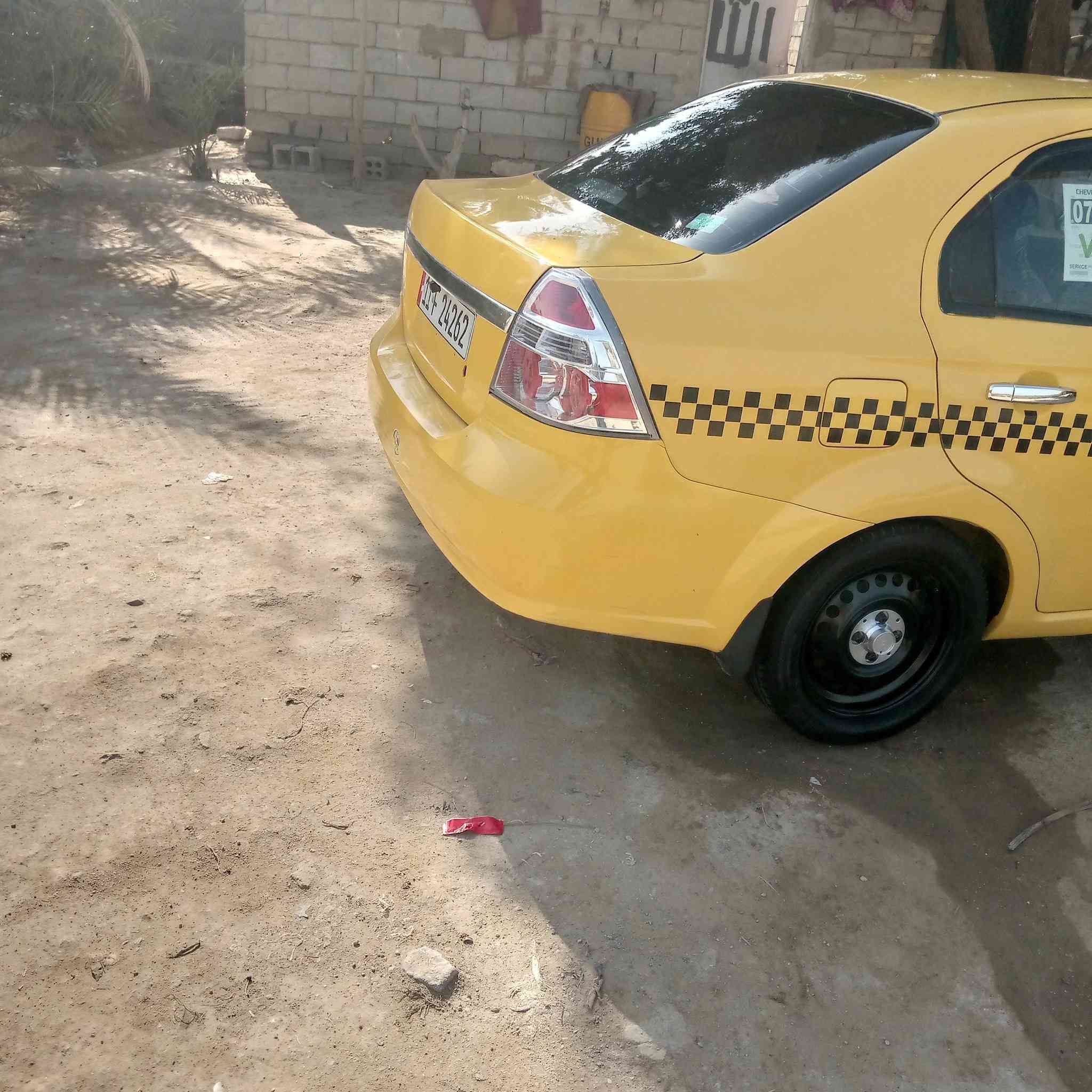 سياره البيع جاهزه من عده التبريد الفين وثمانيه واتوماتيك رقم نكليزي  بغداد لسعر خمسين وبيه مجال قليل وارد امريكي  الستفسار  *********** مشخاب
