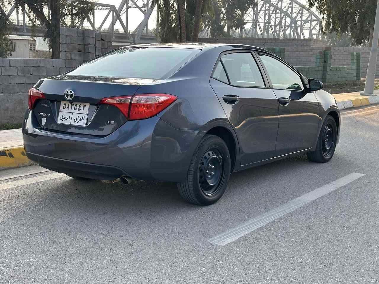 كورلا 2018 LE
بدون صبغ بدون ايرباك 
حتى الدعاميات بشربط بدون صبغ 
سياره شبه كلين بيها بارد قليل بالجاملغ الخلفي 
صور الحادث بالمنشور 

عداد المسافه 46 حقيقي 
السياره بدون اي نقص 
السعر 148 مجالها قليل 
مكان السياره بعقوبه 
***********￼
