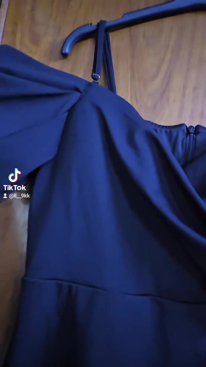 فستان قياس xl ملبوس فقط ساعه يلبس وزن ال75_80_85 اريده ب20قفل  اي استفسار خاص


**إذا كنت صاحب هذا الإعلان وتريد حذفه لأي سبب، رجاءا أرسل رسالة إلى الدعم الفني**