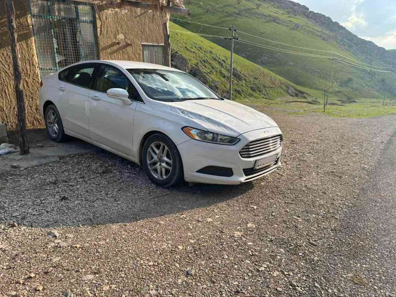 بە ناوی خوای گەورە
فۆرد فیوژن 2013
مەکینە 1,5 تۆربۆ 
سێ پەڵە ساردی هەیە و پەڵەیە بۆیاخ سۆنەریم داناوە
گێڕ و مەکینە بە شەرت بێ عەیب مەکینەی کراوەتەوە تەقە و ڕەقەی نییه سەنەوی تا 2030 تازەیە و تایەی تازەیە 
دینارێ مەسرووفی نییه
سەیارەکە هی مالی خۆمە هی مەعرەز نیە
‎شوێن سلێمانی
ژمارەی ساحبی
***********
‎*********** وتساب السليمانية, العراق
