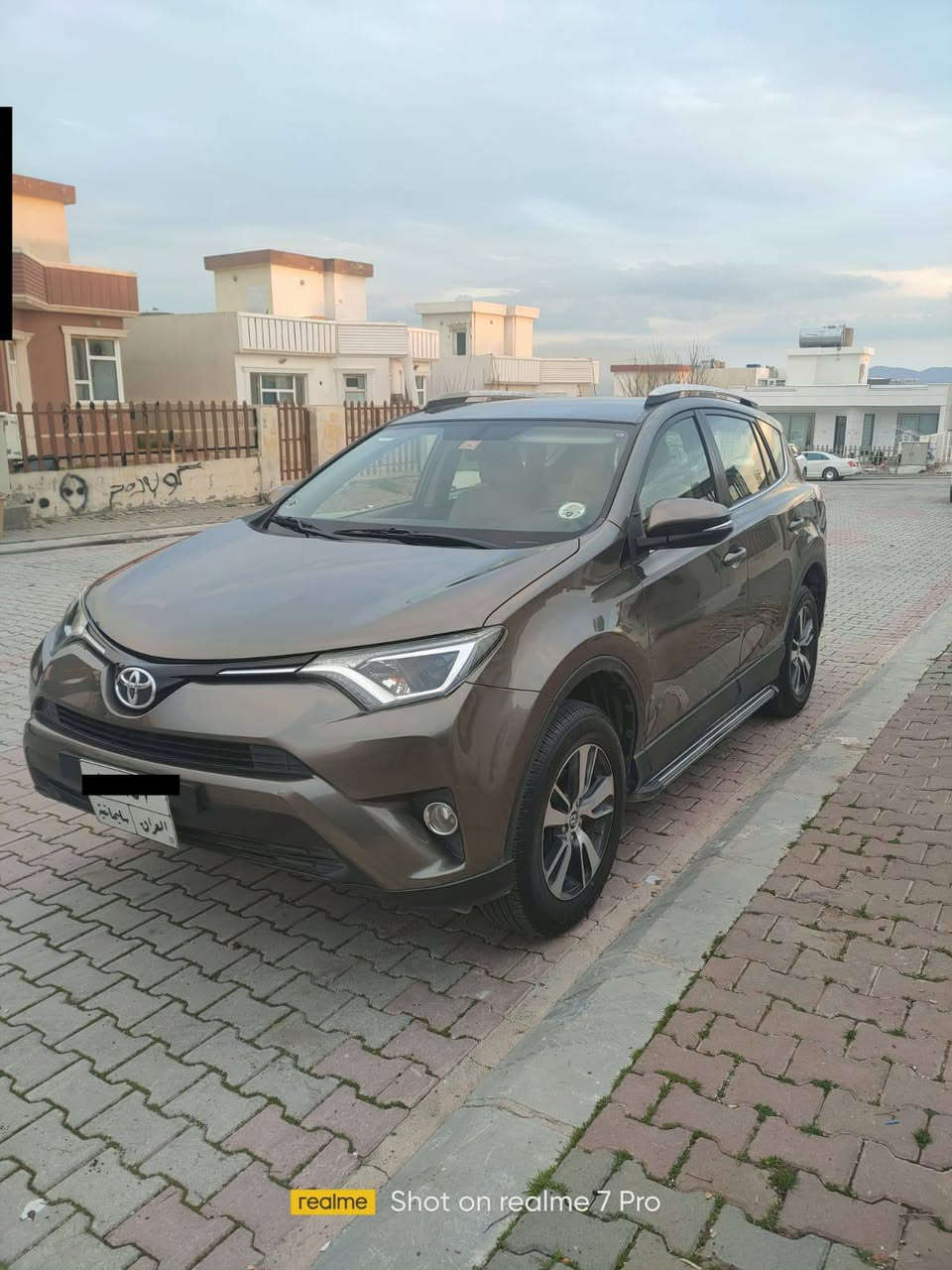 راف فور مویل 2017 خلیجي
ماشية کیلو متر: 132000 
بيها قطعة ( الباب الخلفي مصبوغ )
السعر 180 وبيها مجال 
مكانها السليمانية 
غير متواجدين ع الفيس
اتصل ع رقم الهاتف وتدلل ***********
