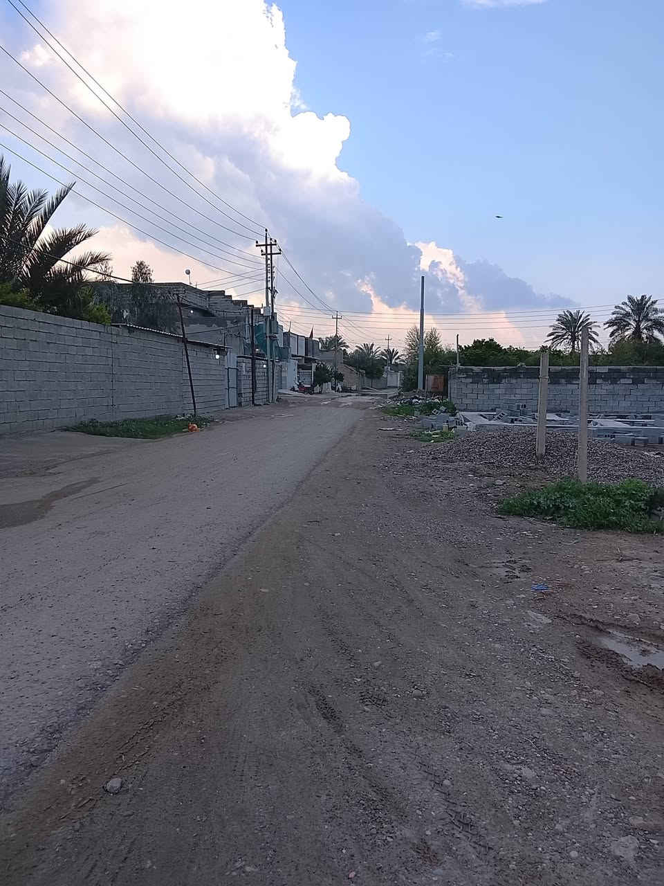 #اعلان
قطعة ارض للبيع 
في منطقة حي الفارس 
قرب بيت الأستاذ مسعود الحمزاوي
مساحة الارض 160 متر 
الاتصال: ***********
***********
او زيارة مكتبنا الكائن 
في شارع الامير مقابيل دكتور قاسم حاتم
