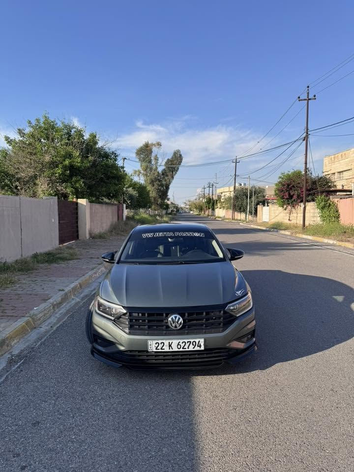 جيتا 2019 للبيع او مراوس ‏حسب القناعة
كلش مصروف عليها 
سيارة stage 1 
‏عليها ويل BBS حجم 18  
دوان بايب 
اكزوز
‏عطاس
‏انتيك 
لوي رياضي
كماليات كامل مكمل 
وكل أشياء بلادية موجودة
‏مواصفات  sel premium فول فول 
كشن أمامي تبريد تسخين
‏كشن خلفي تسخين
‏رادار أمامي
‏رادار خلفي
‏كشن خزن 
‏بانوراما تحديد مسار
‏شاشة كبيرة 
كيج إلكتروني
‏أربعة أنظمة قيادة
‏Eco
‏Normal
‏Support
‏Custom
‏فصل تراكشن 
‏نظامين تراكشن وبعد اكثر مواصفات غير مذكورة 
ماشي 72 الف ميل 
ضرر صندوك فقط بدون دواخل بدون ايرباك
لون من أندر الألوان مميز جدا
رقم سيارة اربيل باسمي


**إذا كنت صاحب هذا الإعلان وتريد حذفه لأي سبب، رجاءا أرسل رسالة إلى الدعم الفني**