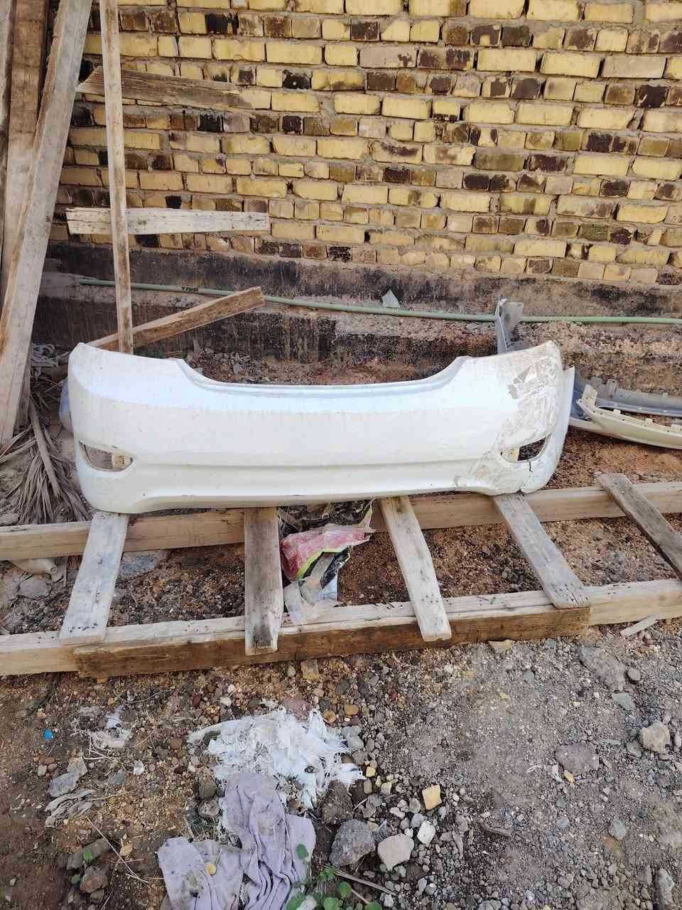 سلام عليكم دعاميات اكسنت للبيع خلفيه واماميه نص عمر يحتاجلهن تصليح بسيط مكان الكوفه السعر ٥٠ الف قفل للاستفسار ***********
