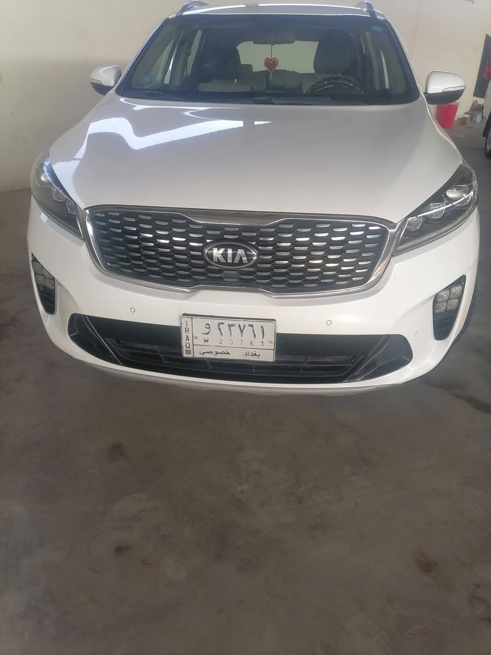 السلام عليكم ورحمة سورنتو ١٨ خليجي فول ماعدا بانوراما والفور ويل شكل ٢٠ كير محرك بلاد بلاد ٢٢٥ وبيها مجال بيها مكانين بارد فقط ***********
