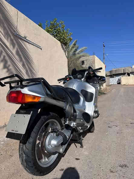 السلام عليكم و رحمة الله 
 دراجة bmw r1150rt فخر الصناعة الألمانية 
موديل 2003 
دخول جديد للعراق ما مستخدمة داخل العراق 
وارد يابان مكفولة كفالة عامة حتى من الشخط 
تايرات دنلوب جدد وكالة اصلي 
محرك على وضع الوكالة -گير گاردن شرط الكفالة 
ABS مانع انغلاق المكابح 
3 أنظمة  تعليق فاخرة للمسافات البعيده
للبيع أو المراوس حسب القناعة فقط 
للأستفسار الاتصال على الرقم 
‭0780 738 6991
