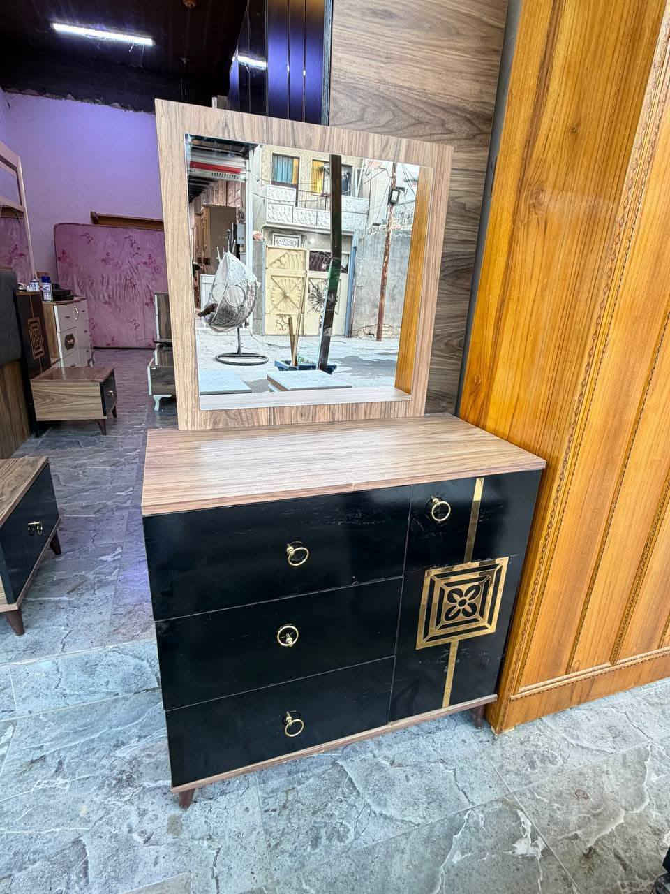 الغرفه اللبيع.
السعر 250, وبيهه مجال 
مستعمله. وبيهه ضرر. يعني لازم نجار يشدهه ويضبطهه 
مكاني بابل ابو غرق بيع مستعجل


**إذا كنت صاحب هذا الإعلان وتريد حذفه لأي سبب، رجاءا أرسل رسالة إلى الدعم الفني**