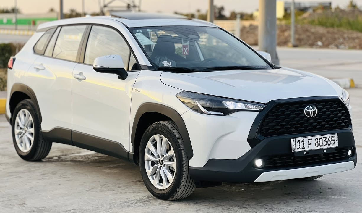 السلام عليكم كورلا كروز 2025 
ماشي ٥ زيرو 
فتحه وبصمه 
ورادار وبلوجكتر 
شاشه وكامره
 وحساس 
***********
***********
