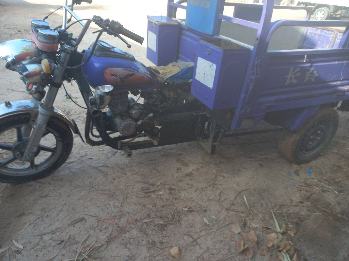 سلام عليكم ستوته لبيع جمره موديل الفين وتصعطعش نضيفه اوراق صولي مكاني كربلاء عين التمر ماعايزها بس ضفيره عمي المؤشراي لايجي ينتصل السعر واحد 350 رقمي ***********
