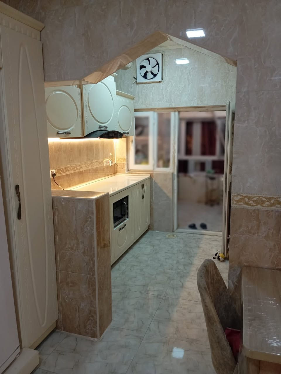 🏘🏘بيت للبيع ديالى خانقين / سيروان خلف ثانوية  جوان فرع صب مساحة 200 متر طابق واحد 
2 غرفة نوم واستقبال وصالة داخلية ومطبخ حار وبارد ومجمع صحيات 

السعر / 57 مليون بي مجال 

للأستفسار اتصال بالارقام فقط 
***********
***********
مكتب فريا موفق للعقار
