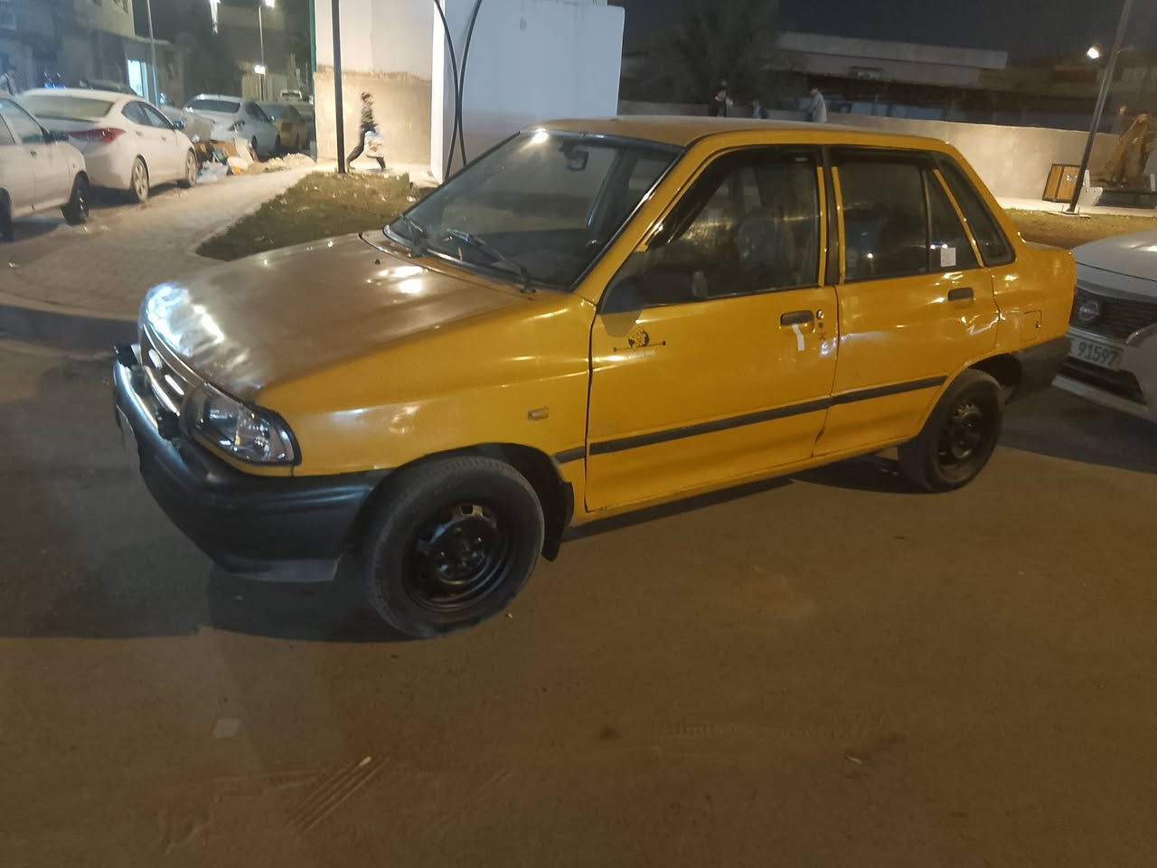 سلام عليكم سايبه موديل 11رقم بصره ليف تخم تاير حداده  برانكيت نضيف كير جديد مكينه بيه بدايه تبخير سياره جاهزه لايت زنون سعر 18وبيه مجال العنوان البصره الزبير *********** هيئه وغرامه عله المشتري
