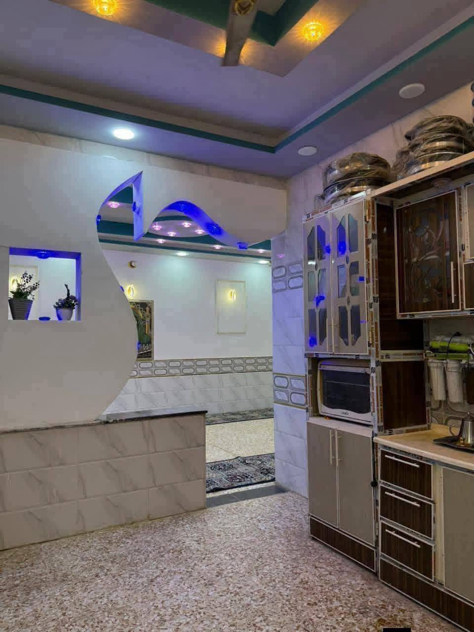 للبيع 600م طابو زراعي
#ستقبال 11متر
#غرف نوم عدد ٧.   ***********وتساب
#وصاله عدد 2
#حمامات عدد٣مجمع  صحيات
#ملاحضة البيت بناء درجه آولى 
سند 25 عنوان البيت النجف شارع المطار الصب مقابيل قرية الغدير
مساحه البيت 600وبنا 300م والباقي كراجوحديقه
#شارع عرض 12 متر
ماء+كهرباء+كيبل ضوئي مقابيل +مولده+مدارس حكوميه واهليه ومول تسوق منزلي 
مساحته البناء ٣٠٠ والباقي كراج +حديقه
جميع الخدمات متوفره
للاتصال***********
