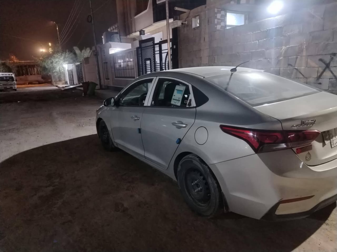 اكسنت موديل 19 امريكي 
ضررها جاملق وبنيد 
سعرها 95 # وبيها مجال
 الرمادي مكانه خمسه كيلو

***********
