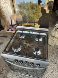 ٤ عيون • جديد • فرن