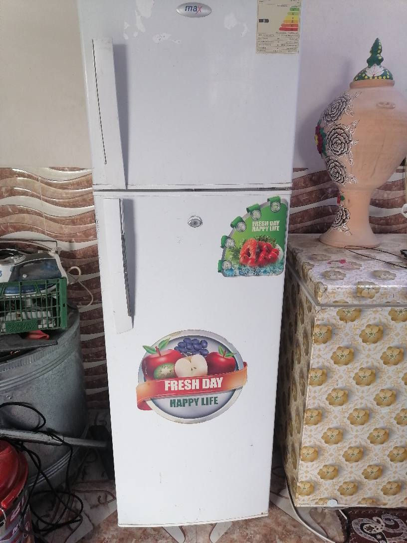 ثلاجة اللبيع شغل سعرا ١٠٠ بي مجال كركوك حي العروبه يم ملعب خومسي او وكف قديم حجم ١٤ قدم كل بلادي شركة مابي اي عيب شغال بل شرط ٧ايام ضمان
***********
*********** كركوك, العراق
