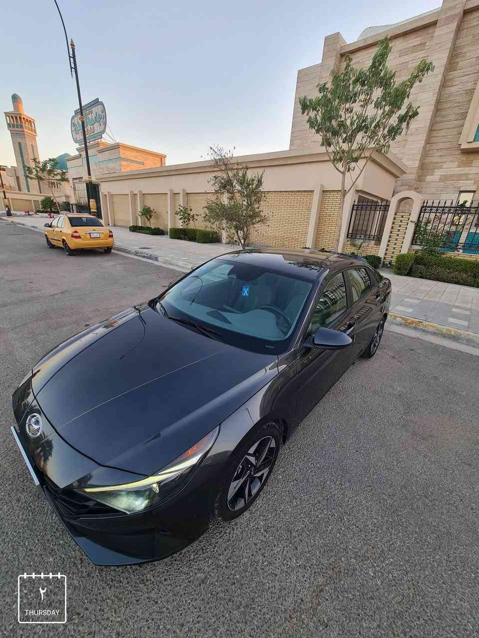 السلام عليكم 
النتر موديل 2023 للبيع 
وارد امريكي حادث قطعه وحده 
بس قبق الجنطة مبدل 
السياره بدون صبغ 
رقم كربلاء بسمي 
السعر ١٥٥ 
***********
مكانها كربلاء
