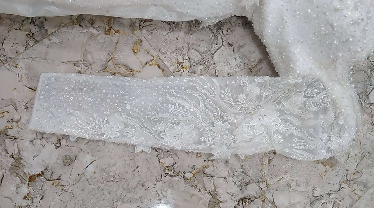بدله عرس  للبيع سعر ١٠٠
متوفر توصيل


**إذا كنت صاحب هذا الإعلان وتريد حذفه لأي سبب، رجاءا أرسل رسالة إلى الدعم الفني**