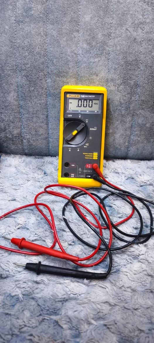 Multimeter fluke  
ملتي ميتير اصلي . کلش نظيف مضبوط.سعر 120 الف و مجال . مكان اربيل .


**إذا كنت صاحب هذا الإعلان وتريد حذفه لأي سبب، رجاءا أرسل رسالة إلى الدعم الفني**