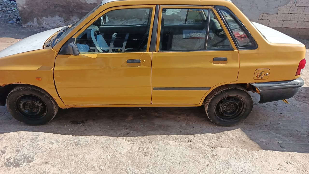 السلام عليكم
موديل ٢٠١١

كير ومكينه كيا أبراد مكفولات

تخم تاير جديد

حديه جديدة

غرمات مصفره

باتري جديد

مكاني واسط قضاء العزيزية

***********
