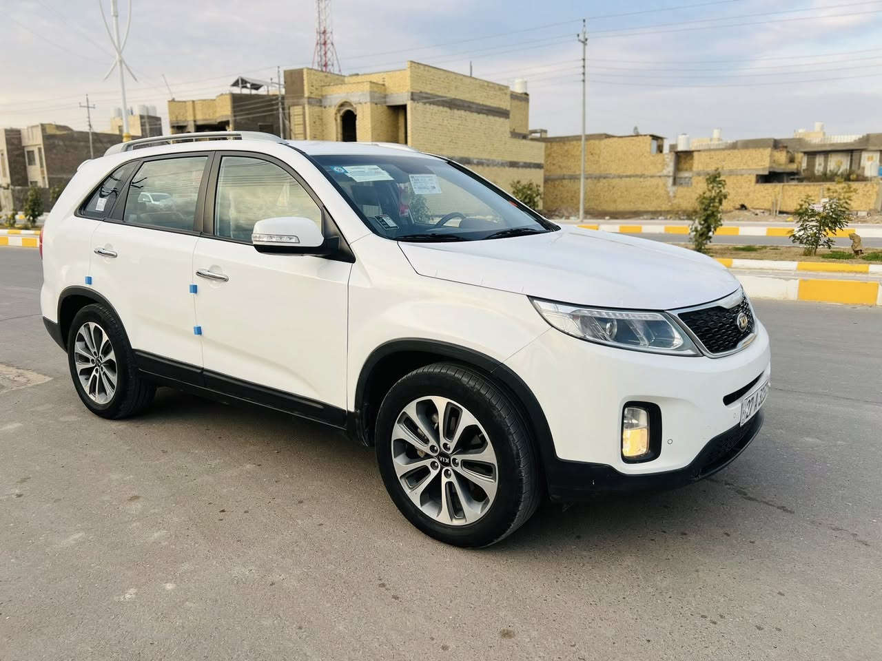 السلام عليكم
سورنتو 2015 وارد خليجي مكفوله عدا قبق الصندوق مبدل بدون ضرر داخلي او ضربة قوية حره ب اسمي مداور ثاني يوم احلا من الصور محرك 4سلندر شرط مامفتوح ماشية 170km

مواصفاتها:
حساسات امامي خلفي
بصمه+ابواب وتشغيل
ليد امامي خلفي
سبعة راكب
مري شفط
تبريد 3 قطع
تبريد بيانو
كشن كهرباء
وباقي المواصفات المعروفة
السعر:160وبيه مجال
مكان السيارة:الناصرية:الصالحية شارع العروبة
 ***********واتساب
