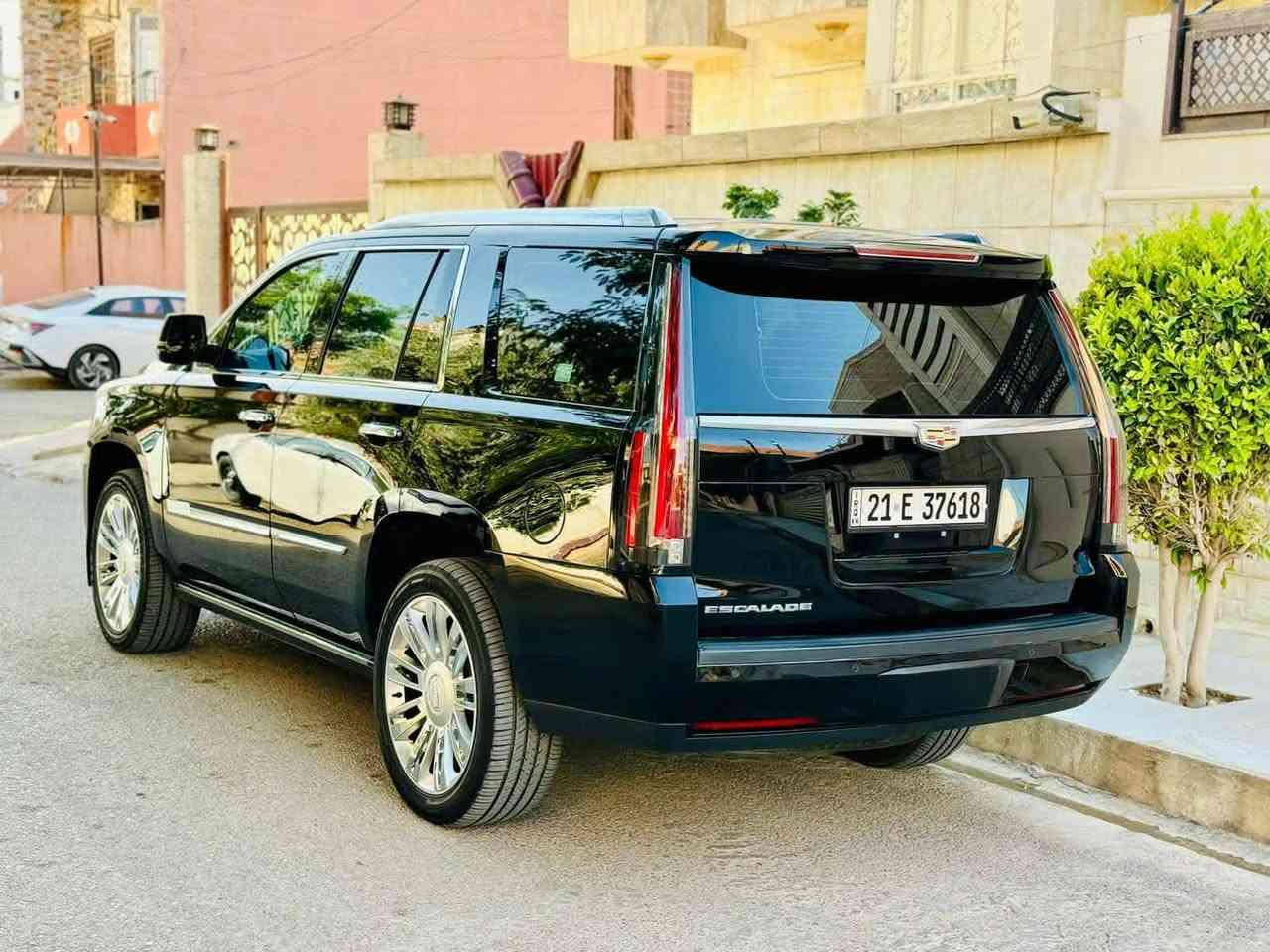 السلام عليكم ورحمة الله وبركاته
الاخوان مسؤولين واعضاء الكروب 
المحترمين بعد التحية والتقدير 
للبيع . للبيع او المراوسة برقم شمالي حصرا 
كاديلاك اسكاليد بلاتينيوم 
السيارة موصفات خليجي 
السيارة موديل ٢٠١٥ 
السيارة مكفولة 
الموصفات 
بصمة ابواب وتشغيل 
صندوق كهربائي 
دوسات كهربائي 
رادارات امامي جانبي وخلفي 
دوسات ترحيب
كاميرات ٣٦٠ فول كاميرات
داتا شو بالجامة الامامي عرض
كشن مساج كشن رجاج
تشغيل عن بعد 
كشنات السيارة كله كهربائي 
كشنات تدفئة وتبريد 
قاصة تفتح لمس 
شحن واير ليس
وبعد موصفات اكثر 
السيارة اوراقها جديده وشرط التحويل 
والسيارة سعرها  ٣٥٠ $$$$$$


**إذا كنت صاحب هذا الإعلان وتريد حذفه لأي سبب، رجاءا أرسل رسالة إلى الدعم الفني**