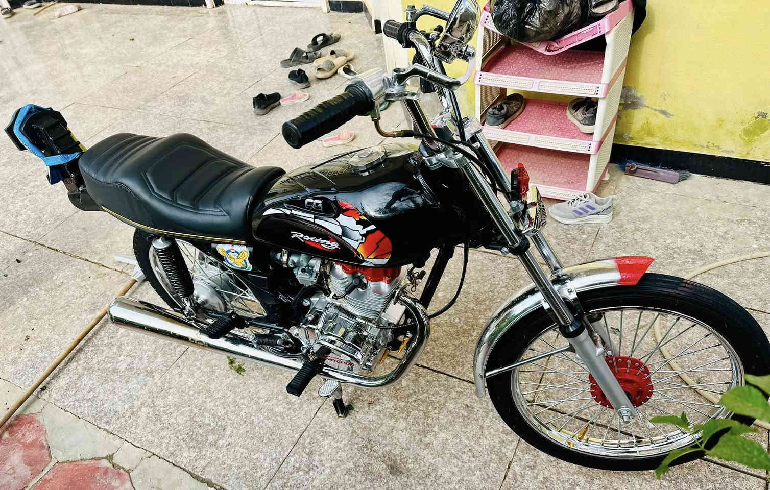 للبيع شاصي شلامجه 2020.  محرك تيربو تعميره 2026.  مكفوله اوراق      ***********.   عنوان الشطره حاوي العباس
