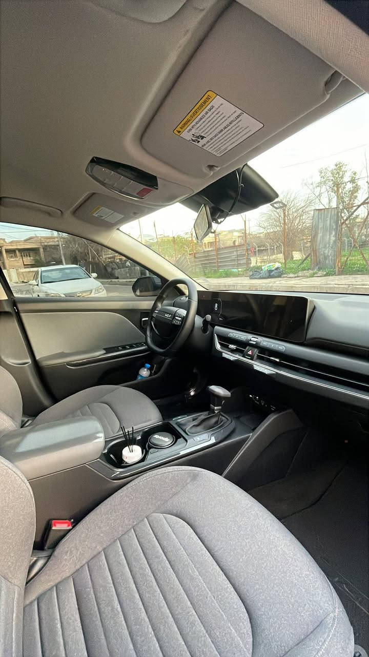 بسم الله
السلام عليكم

للبيع KIA K4 وارد امريكي

الموديل 2025 

فئة LX 

المواصفات

بصمه و تشغيل عن بعد

رادار و تحديد مسار و سياقة ذاتيةة

شاشة متصلة 

اوتو هولد و هند بريك بصمه

السيارة كاتي تتحول بسمك وتترقم شمالي

الحادث 

قطعة وحدة صبغ قبع صندوق

جاملغ خلفي الي بجهة السايق بارد 

بدون ايرباك 

بجم كبس ضرر خلفي بدون داخل 

سيارة كاعدة وحلوة 

مكان السيارة موصل 

للاستفسار و تفاصيل اكثر واتساب

***********
