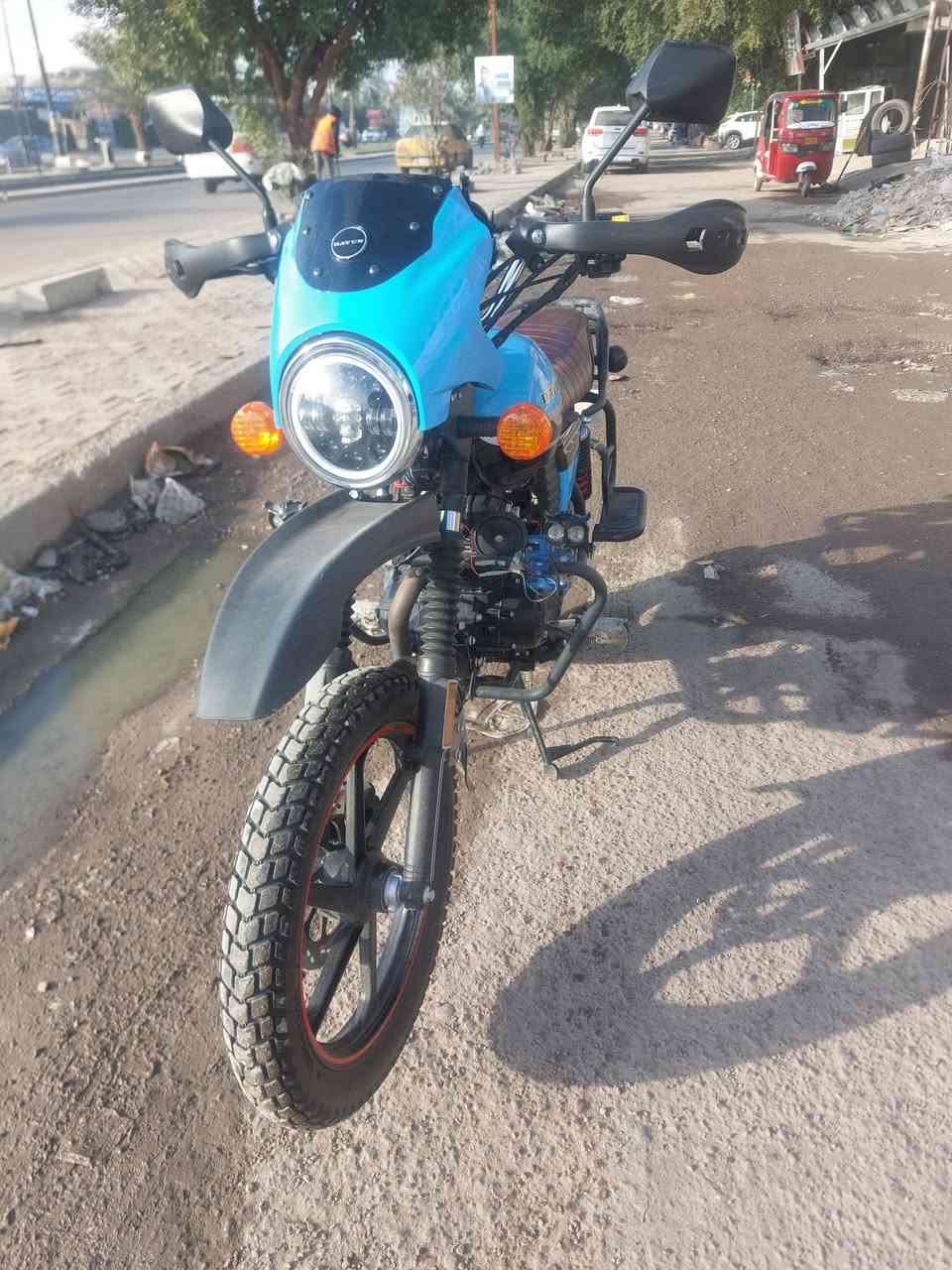 دراجه دايون جبلي ازرك رقم بغداد دراجه نضيفه صار 3 اشهر من منزلهة سعر وساب هاذا رقمي 
***********
