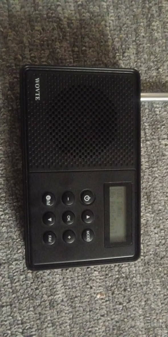 سعرها ٢٠ الف شرط شغل امزون رقم ***********هاذارقمي واتساب جديده ويا كارتونه كامل غراضها
