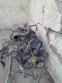 محرك كير للبيع وعندي اغراض تفصيخ مال السياره اوبل ستيشن عندي تفرعات هو...