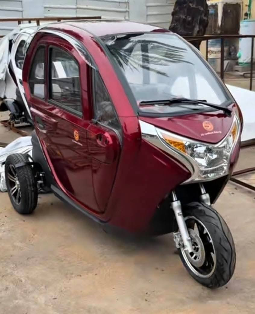 الحديث وصل
 الحديث وصل 

💎 التكتك الحديث💎
 بثلاثه مقاعد
 وخمسه بطاريات
 السرعه 60 كيلو متر في الساعه
 يمشيك بالشحن الواحده من 50 الى 40 كيلو متر 
مده الشحن من 6 الى 9 ساعه
 جامات كهربائيه
 مقعد مريح جدا وقابل للتحريك
 للطلب او الاستفسار اتصل على الرقم
*********** واتساب
