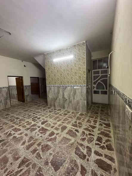 سلام عليكم
دار مساحة ١٧٠ متر 
من ضمن القرية قرار ١١٧ 
موقع كلش ممتاز قرب المدرسة 
يحتوي الدار على: 
الطابق الاول: كراج سيارة و حديقة و استقبال و مطبخ وهول كبير وغرفة نوم وخدمات.
الطابق الثاني: غرف نوم عدد٢ و بيتونة كبيرة وخدمات 
للاستفسار الاتصال
***********
او زيارة المحل
موقع المحل: بغداد/ الراشدية_ مقابيل مستشفى حماد شهاب ( الشهيد ضاري الفياض ) او مقابيل مجمع الابرار السكني_ منطقة الانتصار_ قرب شبكة كورك
