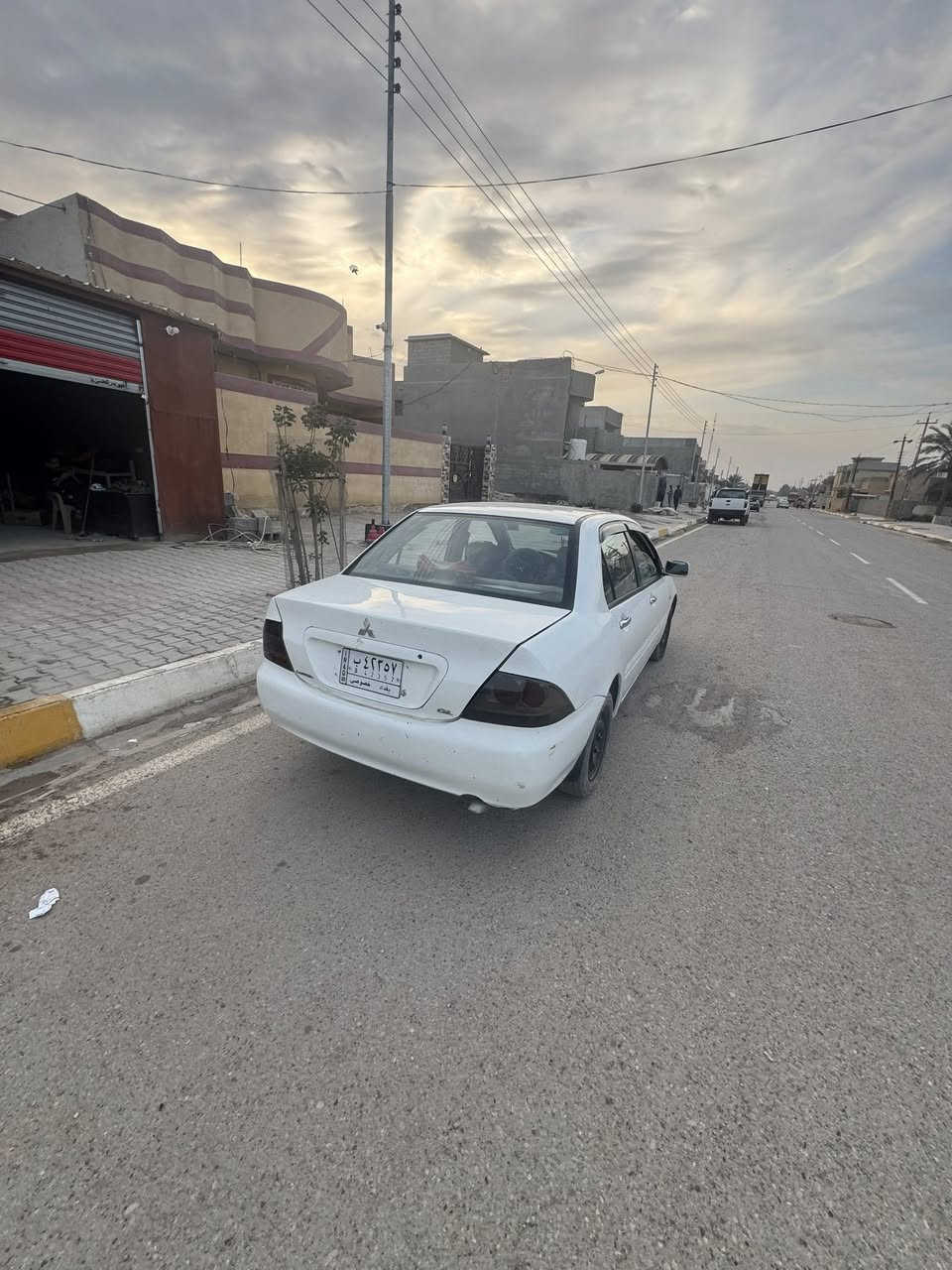 لانسر موديل ٢٠٠٦
سياره مصبوغه عامه جماليه

السياره كامله من كولشي 

تبريد تدفئه

كهربائيات كله كامله

رقم بغداد تحويل ثاني يوم 
السعر ٦٢ 
مكان السياره ديالى

***********
