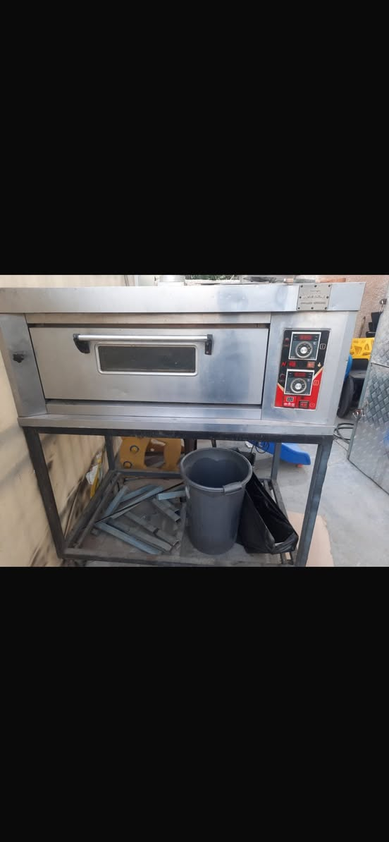 غراض مستعمله قليل مكانها بغداد شهداء البياع  رقم الهاتف :***********
