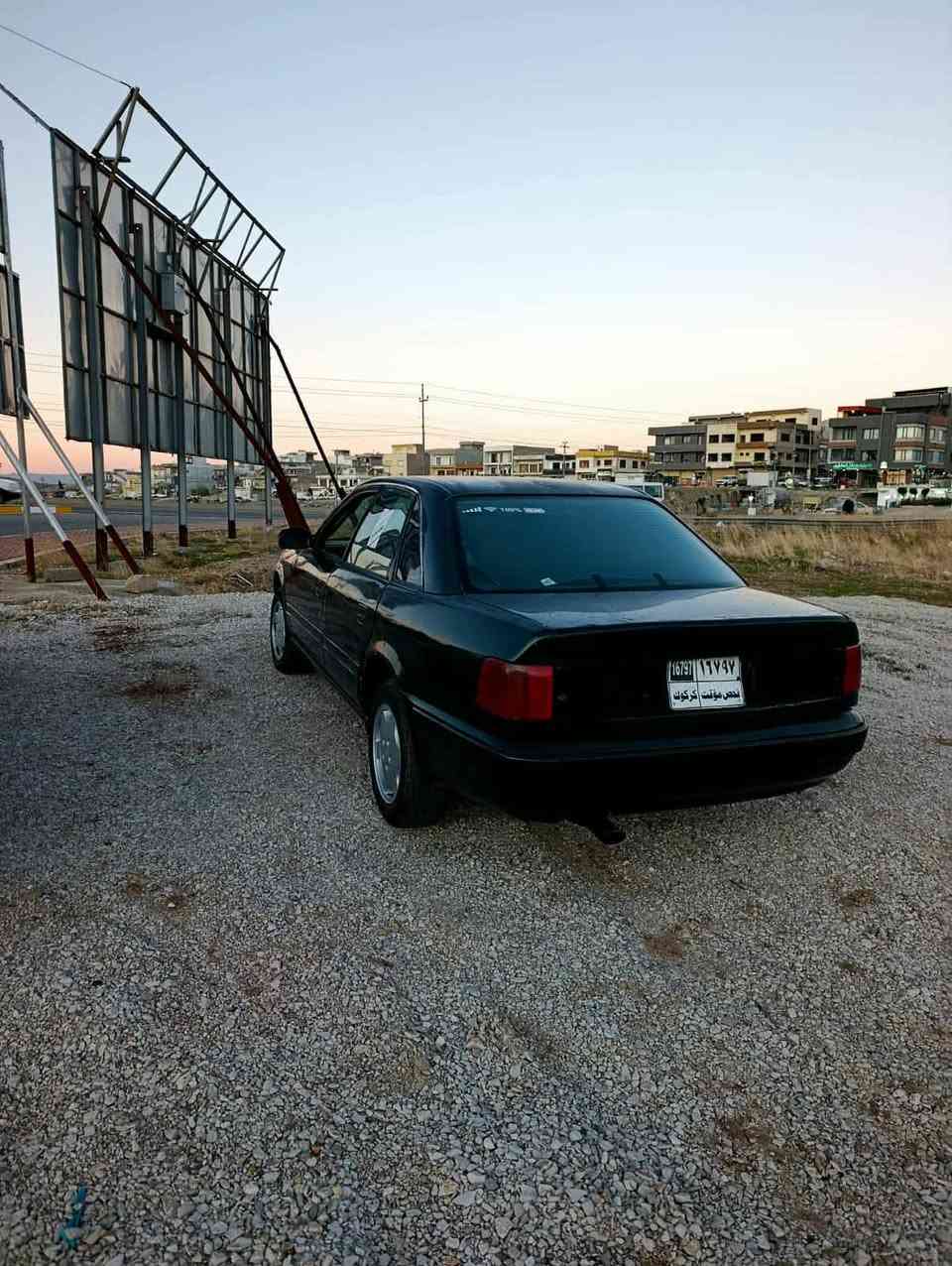 سلاوى خودا له هه مولايه 
ئودى بوفروشتن گورينه 
گيرومه كينه به شه رت 
ته قه وره قه به شه رت
به نزين زور كه م ئه خوات 
سه ياره كه تنوتوله سه
  نه وى وه كالا ى له گه له
ره قه م كه ركوكه 
نر خ ١٩$ مه عامه له 
شوين شاره زوور 
ژ.م *********** حلبجة, السليمانية
