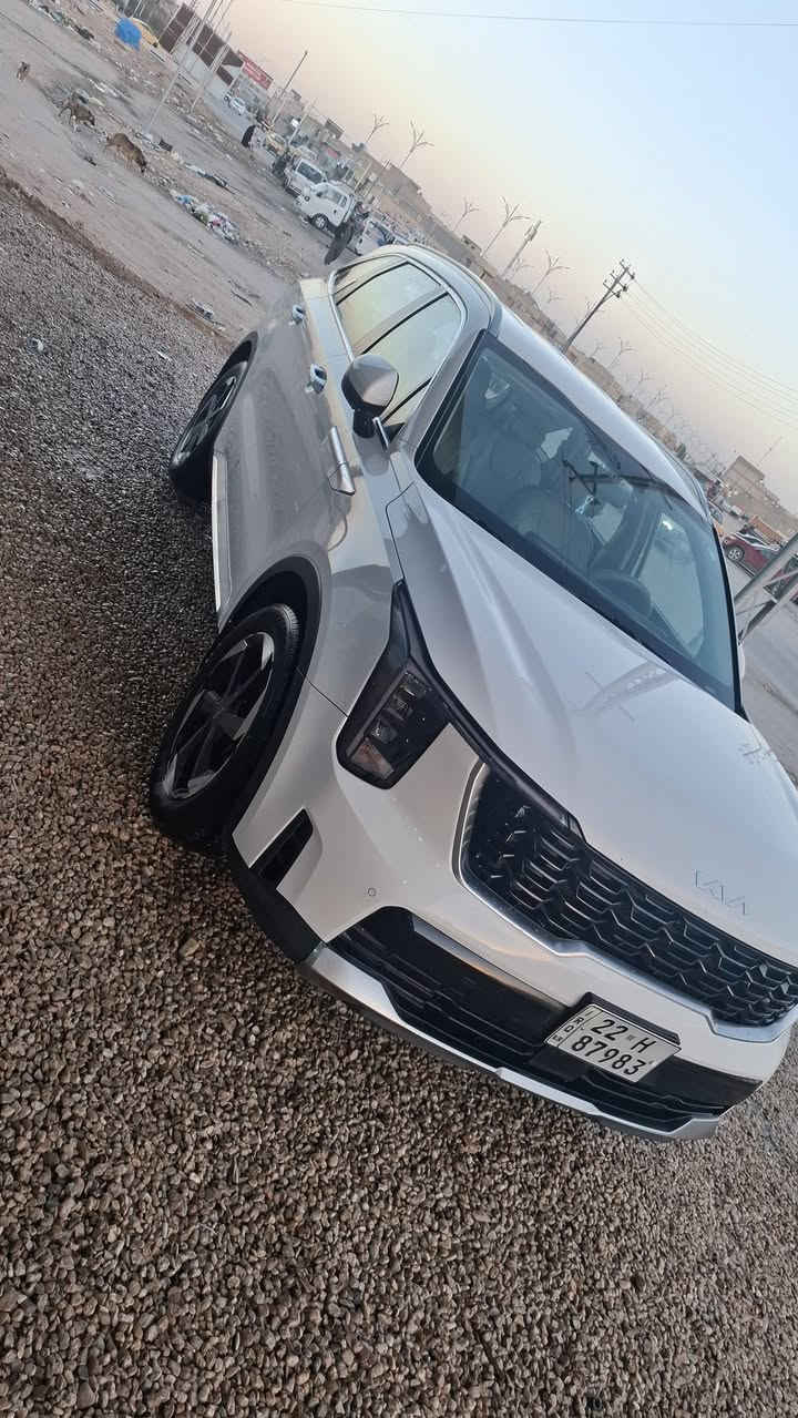 السلام عليكم  سياره سورنتو  مديل (2024) كفاله عامه كير ماوس شاشه لمس  كير ومحرك مكفوله *********** ماشيه (70000) السعر 310وبيه مجال  كربلاء محرك (6سلندر)
