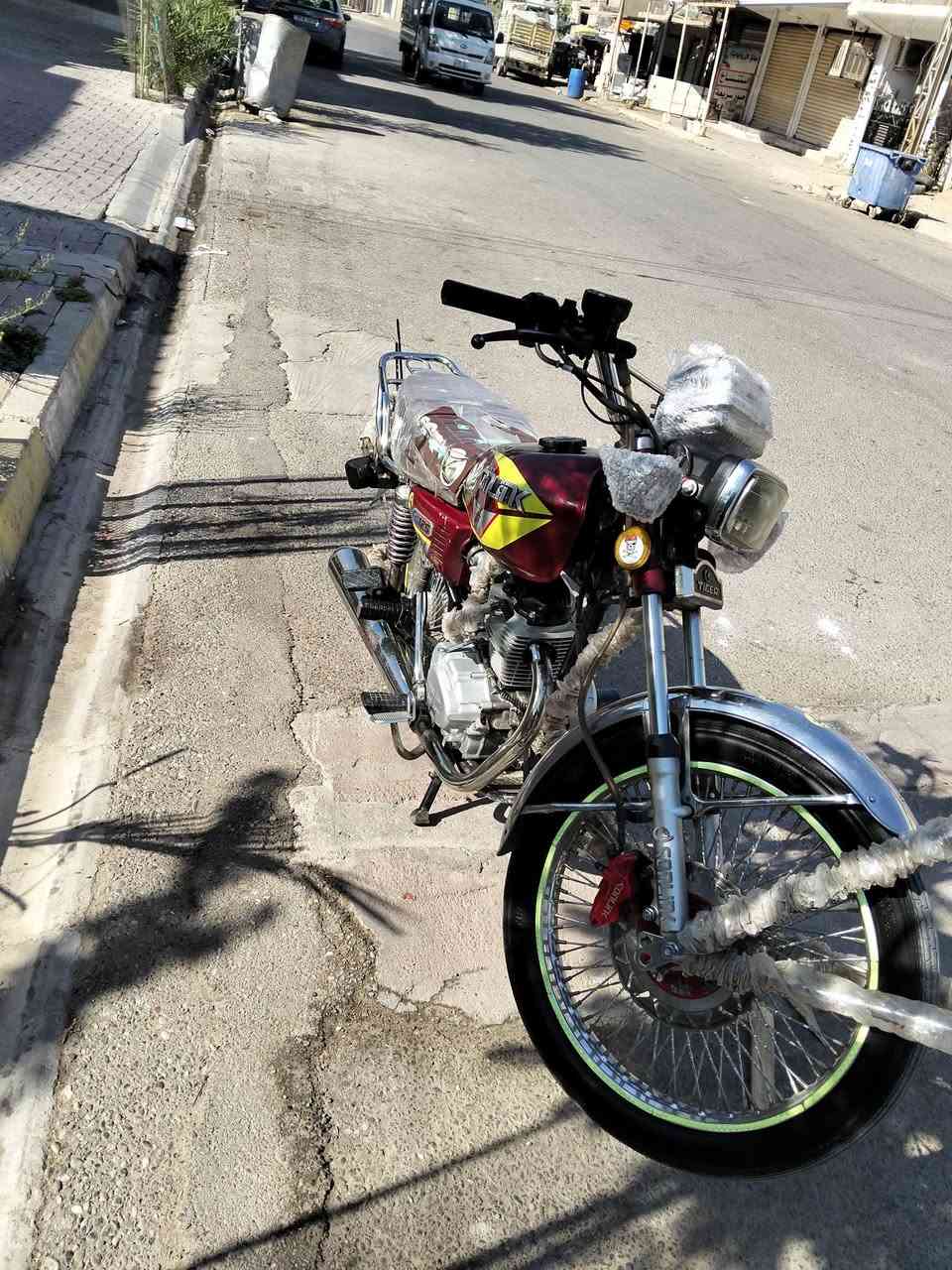 سلام عليكم ماطور سولينك موديل 23 اي عيب مابي الماطور كله ختم واحد والماطور بعده على بلاد موجود خاص للاتصال ***********
