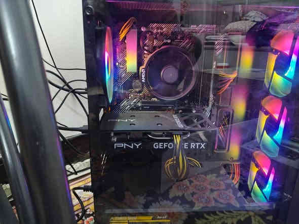 التجميعه نضيفه جداً اخت جديده ومستعمله لمور عاديه وتشغل كلشي وتفيد الي يدور تصاميم او الي ايدور العاب قويه اي لعبه ابالك اتشغله وبقوة اداء  

المواصفات 

المعالج 55500
المذر بورد B450 onda
الكارت RTX 4060 8GB
الذاكرة 8*2
الخزن SSD 1TB sata
مجهز القدرة  Aerocool vx 650W

معا شاشه من شركة alhua بحجم 27 و 165 هيرتز 
ومعا كيبورد  وماوس  وسماعات خارجية 

السعر مليون و50

ملاحظة 📝 الي المو شراي ليطب ويتعبني 
التواصل : متواجد اهنا والي يحب ايراسلني واتساب ***********
