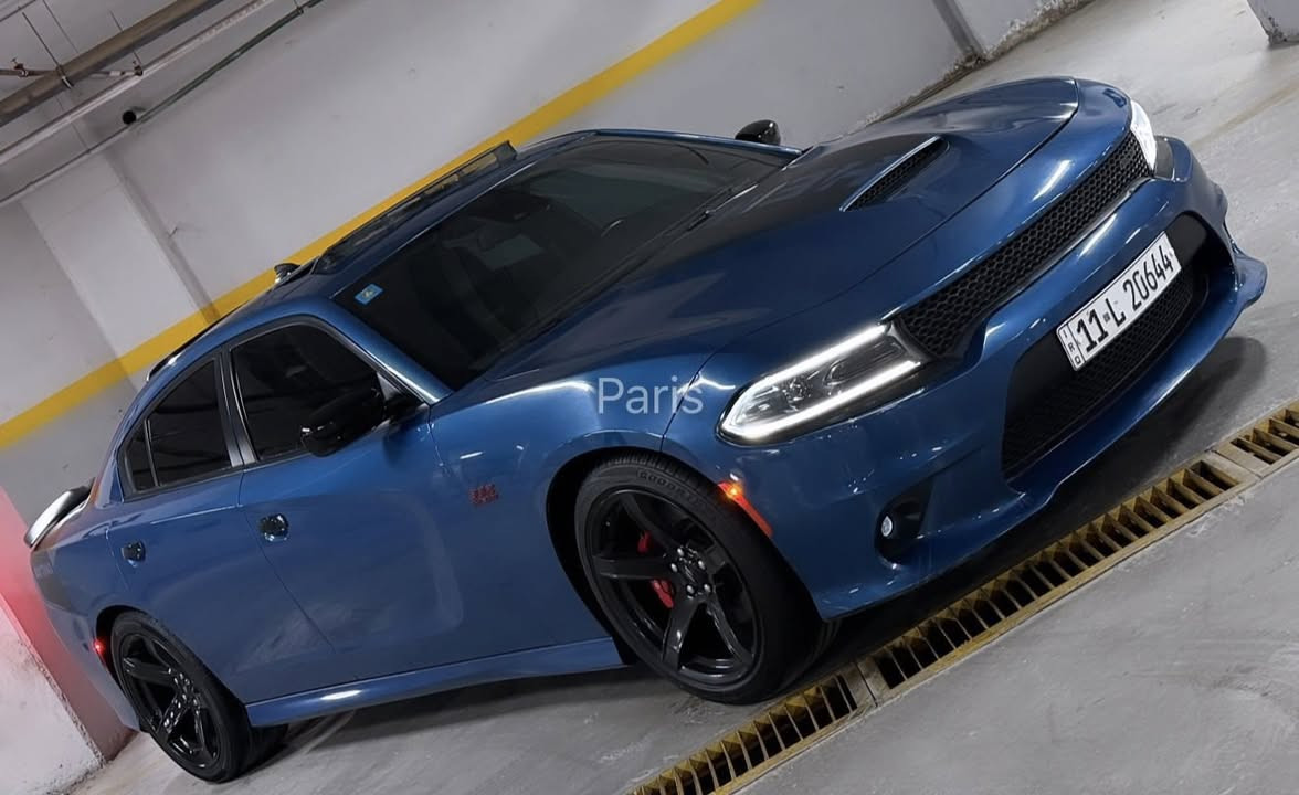 👋🏻السلام عليكم
دوج جارجر   دايتونا 2023 
محرك 5،7 v8::
السياره ماشيه 20 على وضع الوكاله 
لون مميز  
سياره حادثها بنيد مبدل وباب السايق ونص باب السايق الباقي كفاله من كلشي 
رقم بغداد مشروع وطني بسمي تحويل ثاني يوم اني مستورد 
المواصفات
فول1/1 حته رادر امامي 
 سوبر تراك باك —
 كشنات مختمه دايتونا ودشبول ايضاً مختم
مري قلاب عند الرجوع 
رادار بالمري جانبي 
ستيران كهرباء ⚡️ 
خزن ميموري 
سستم صوت الباين 
لايت زنون ابيض بلاد
دشبول جلد +بطاين جلد
شوته رياضيه مفتوحه الزركه بلاد 
كشنات تدفئه تبريد والخلفي تدفئه
حساس خلفي +كأمره خلفيه 
دركه D 
فجوج برمبر 
نقطه عمياء 
دبات بلادي من امريكه صوت يخبل 🙋
شفتات ستيران 
سلايت روف 
مختصر الكلام /شنو بالك بيها  
مكان السياره بغداد    
رقمي اللاستفسار 
***********
