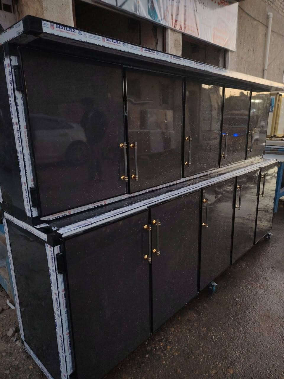 كاونتر ٢متر اونص جديد غير مستخدم تسكام أو اكو مستخدم البيع مكان عل شط يم فرع السيد غازي أو منطقة الكربلا ئي يم المسبح عفك الاستفسار اوتتصل *********** اوحتى العنده مراوس أو بيع چنه حاضرين
