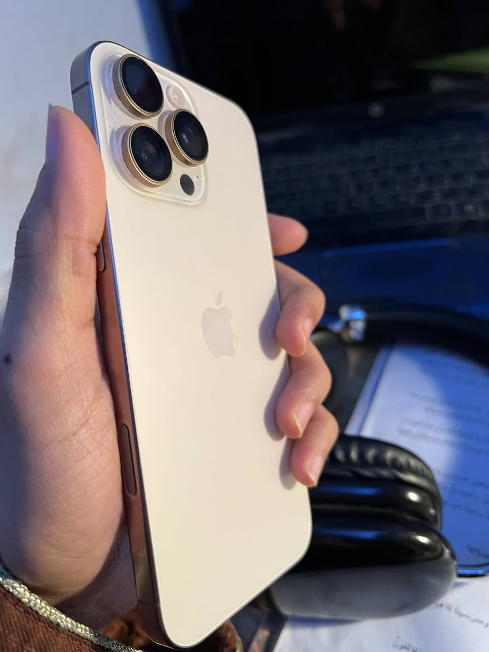 ايفون 16 بروماكس ماستر شرق اوسط

ذاكرة 256 بطارية 98 مشحون  117مرة

مكفول كفالة عامة شخط واحد مابي
بعده بالضمان 

اللون المميز ديزرت السعر 1350

مكاني بغداد 

*********** واتساب متواجد او اتصال
