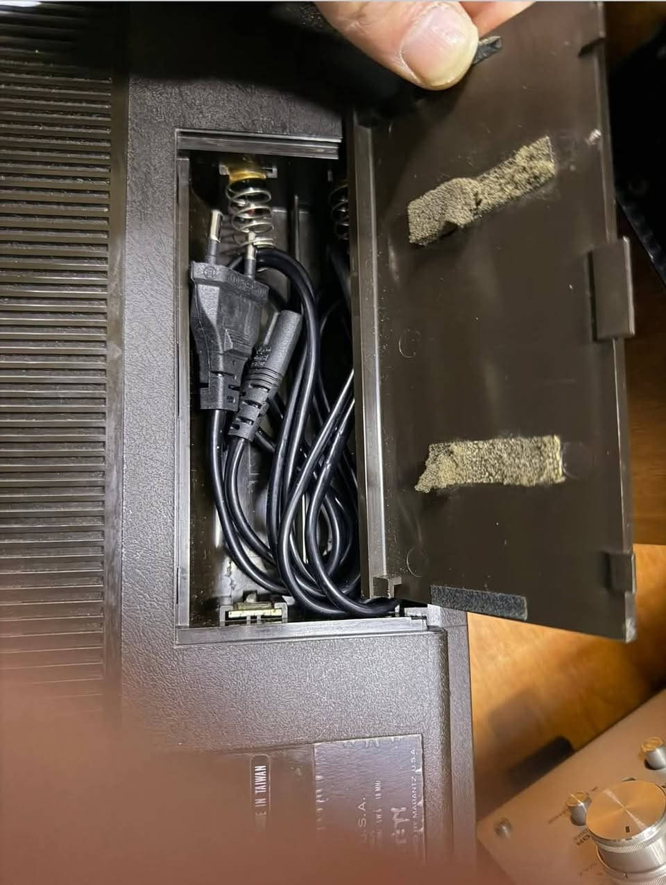 من اروع الصناعات الامريكي سوبر سكوب نضافه 100% اف ام كهرباء باتري شغال واتساب *********** يوجد توصيل
