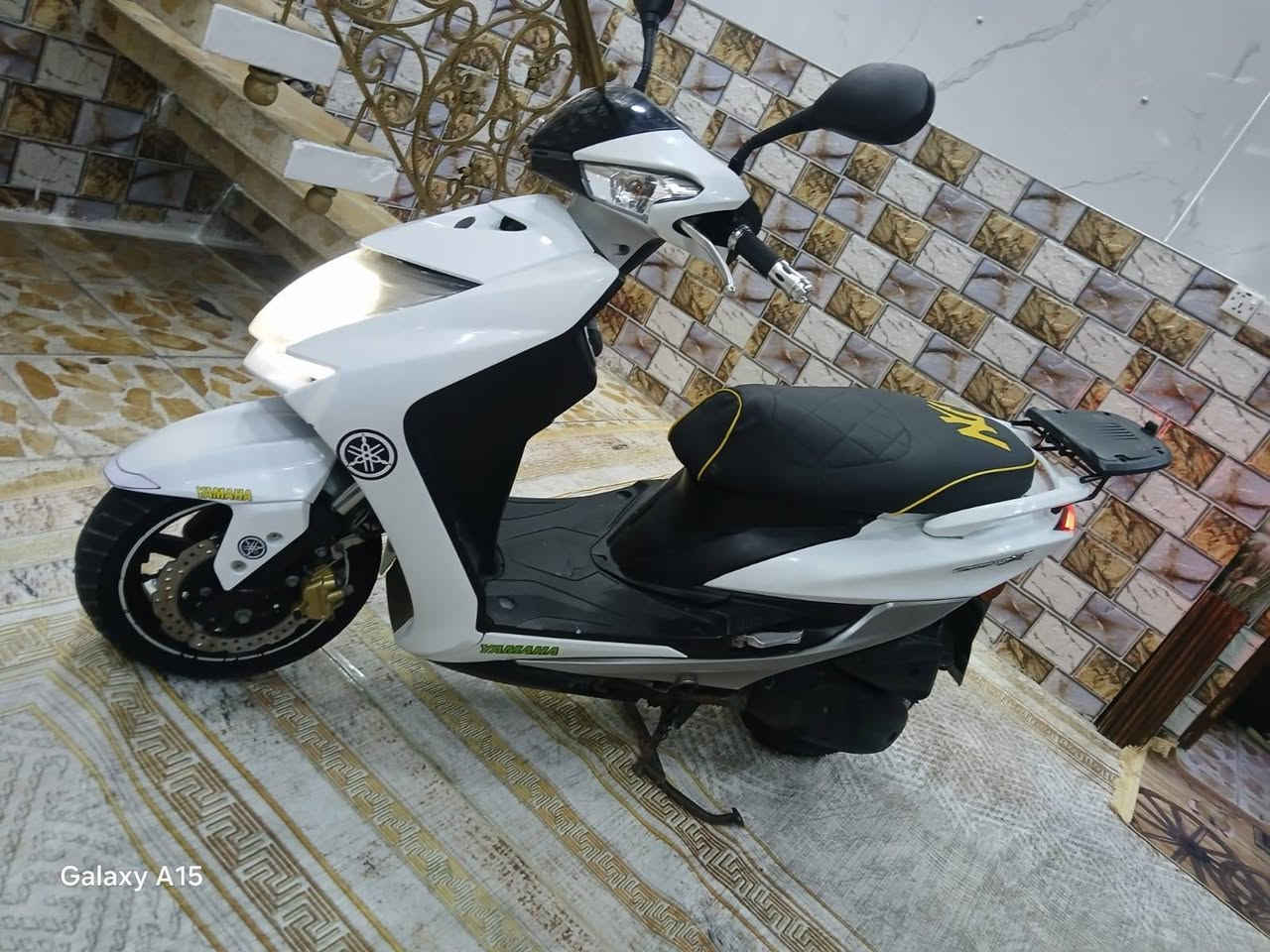 دراجه سكنس فحل لد ياباني جديده مال رمبه مديل 2020 ماشيه 11 الف نوزل خطين قبق نفخ طلاعات ستان كهربائي كفرات اصليه مكينه ناعمه شلعه معدل كهربائياتها كلها شغاله دراجه جديده مكفوله اي نقص مابيها السعر مليون 300 بيع مستعجل العنوان بغداد الكرخ رقم ***********
