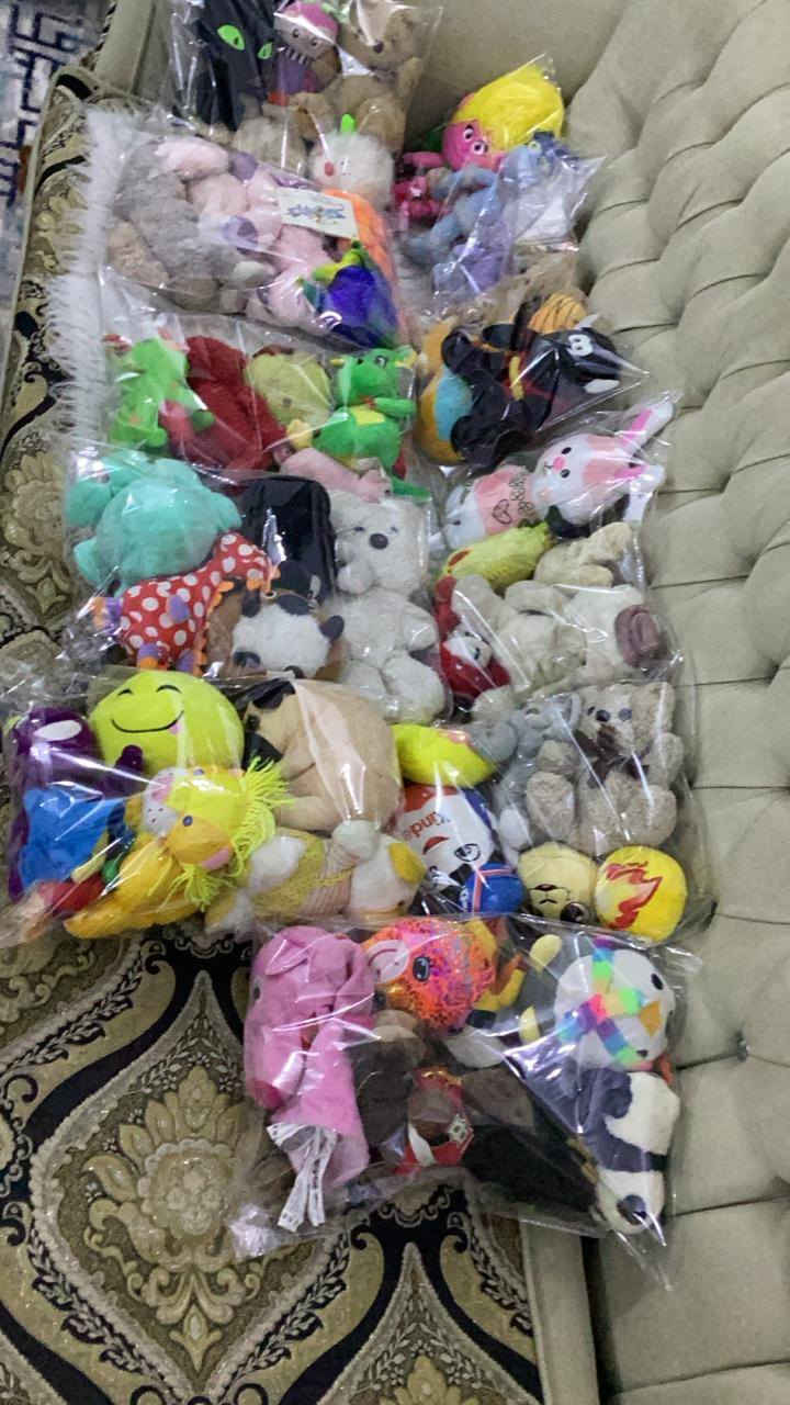 عنددي شليف العاب سوفت قطني حجم وسط والكبير شللليف يتكووون  من ١٠٠ قطعه  يفيد. اصحاب مشاريع وعندي توصيل ايضا بسعر جدا مناسب  وعندي. بيع قطع ايضا ونضافه درجه. اول ويشهد. الله على. كلامي نضافه وجمال قطع. جنننن  جنت ابيع بيهن وخير من الله من داخل بيت بس حاليا دابيت شليف ب اكمله لن. حتاجيت فلوس  عمليه ابني ف دابيعه شليف كامل   وعندي توصيل ايضا او تحبون شوفونه. ب نفسكم


**إذا كنت صاحب هذا الإعلان وتريد حذفه لأي سبب، رجاءا أرسل رسالة إلى الدعم الفني**