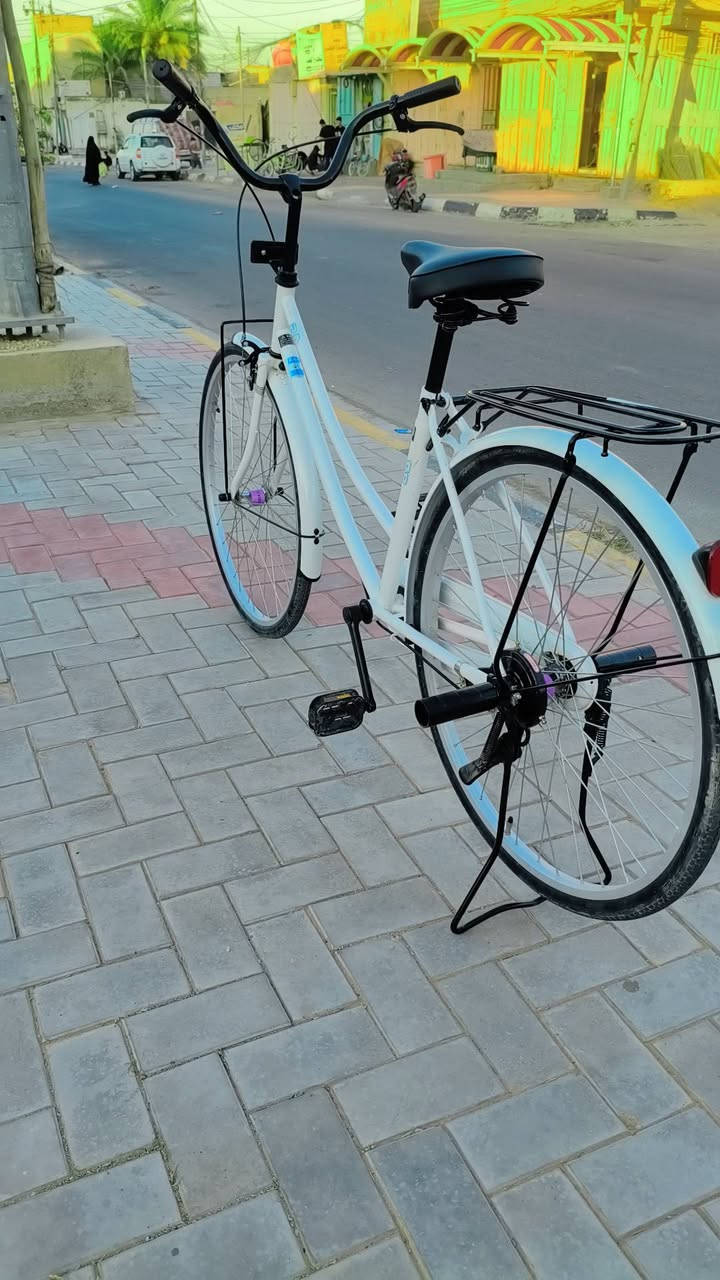 السلام عليكم باسكال  بطه حجم 26 شركت BD السعر 125وبي مجال قليل العنوان كربلاء خلف مول الباقر رقم الهاتف  ***********
