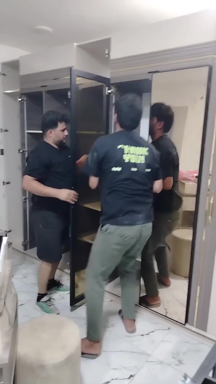 ***********
لنقل الاثاث العام🚚وتحويلات من بيت لبيت اخر🏠كادر متخصص بنقل الاثاث👷من سياره(كيا...وعمال 🌟ونجار🪚 لفتح وشد   الغرف(عراقيه-تركيه) مع فتحوشد الأجهزة الكهربائية ⚡️...  .. واذا تحب تغلف غراضك احنا *********** حاضرين🗞️ عليك بس تتصل📱
متوفر( --واتس اب)  او التصال نتشرف بحضرتكم 🌺
