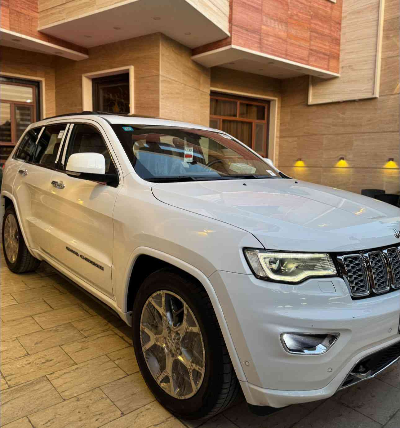 تحيه طيبه
جيب اوفرلاند 2020  خليجي  وكاله هارلم
ماشيه  ١٩،٠٠٠   حقيقي شرط الفحص 
  
بعدها بالنايلون استخدام قليل السياره 
  
مكفوله صبغ وشخوط بدون بارد بدون كلشي حتى دعاميات كفاله 
كير محرك كفاله من كلشي  
بيها  تكحيل  كارت  مكانين  
 
رقم بغداد    بأسمي 

فوول مواصفات ١/١  أم الشاشات والجكات دوسات كهرباء 

(بانوراما ،٣ شاشات ،جكات،بصمه،جلد جملي  ،رادارات ،جانبي توقف ذاتي ،شاشه جبيره ،جنطه كهرباء،كراسي تدفئه تبريد،إطفاء ذاتي)

الاسبير منازل والعده وكتلوكات ما مستخدمه  والأرضيات والسماعات والعده ما مستخدمه ابد  

سعرها  ٣٦٥   ورقه  
للاتصال ***********
