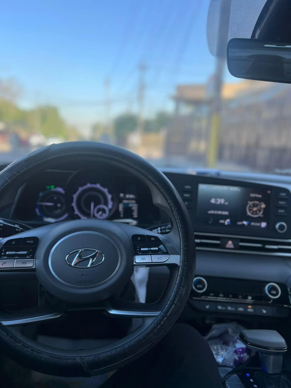 السلام عليكم 
هونداي النترا هايبرد مواصفات بلو بصمه شاشه كار بلي تحكم ستيرن رادارات امامي خلفي جانبي مثبت سرعه مثبت مسار وبعد معروفات الباقيات
موديل 22 
رقم بغداد بسمي 
حادثه جاملغ ايمن بدون دواخل بنيد فقط مصبوغ بدون ايرباك
سياره كير محرك تخم تاير حداديه كله جديد 
 السعر 142 وبيه مجال 
اي استفسار اكثر اتصال ع رقم ***********
مكاني بغداد الغدير
