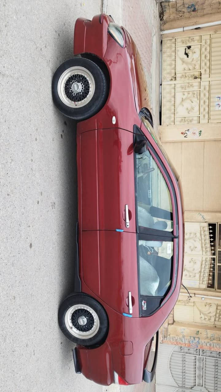 لانسەر فول سپۆرت بۆ فرۆشتن
ناوزەرد  مەکینەگەورەیە گێڕ توماتیکەو دەبڵ گێڕە
ئاوێنەکارەبای
تەبرید ساردو گەرم لەسەر سویچ
قفڵ مەرکەزی 
سەنەوی پلاستی ئەصڵی لەگەڵدایە بەشەرتی حاسیبەو ئەولیات بەشەرتی ئەوەی هەمو کوردوستانی پێ بگەڕێی
گێڕ و مەکینە و کارەبای بەشەرت
تونو تۆڵی بەشەرت تازە پێشیم کامل گۆڕیوە
سەیارەگە پێشو دواوەێ لێدانی پێوە نیە
کامل بۆیاغە لەسەر کاڵبونەوە بۆیاغ کراوە
بەشەرتی هەمو شتێک ئەی فرۆشم
شوێن سلێمانی
بۆزانیاری زیاتر 
***********
*********** شربازهير, السليمانية
